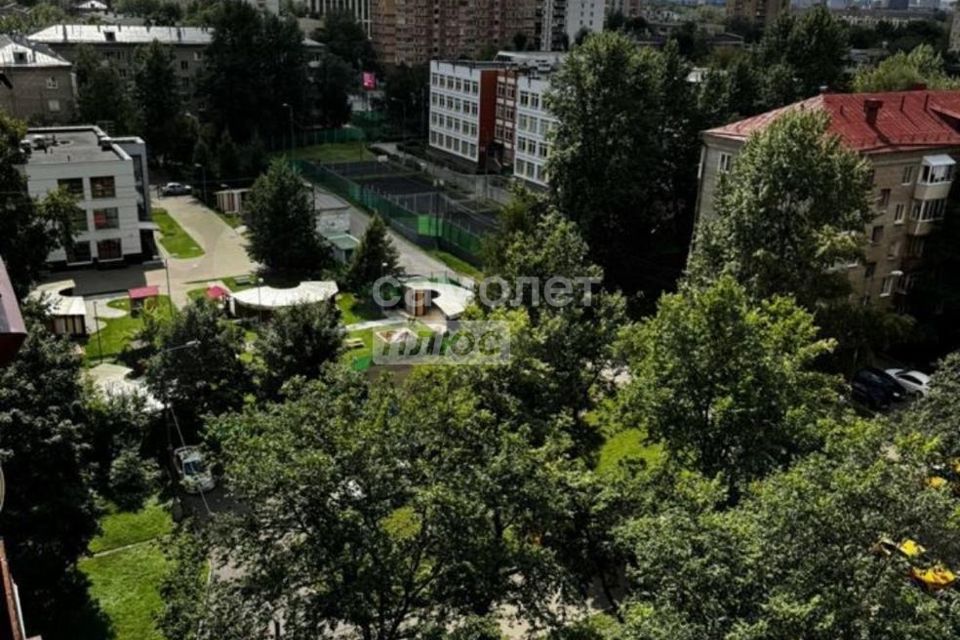 Продаётся 2 комнаты в 3-комн. квартире, 48.6 м²