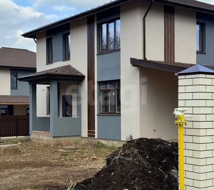 Продаётся 2-этажный дом, 199 м²
