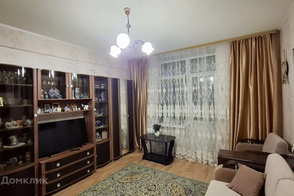 Продаётся 3-комнатная квартира, 79.7 м²