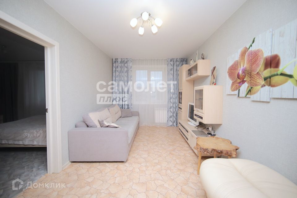 Продаётся 4-комнатная квартира, 79.1 м²