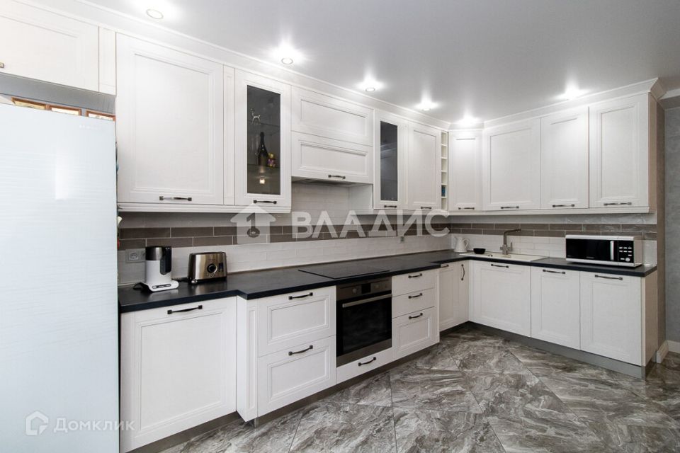 Продаётся 3-комнатная квартира, 78.9 м²