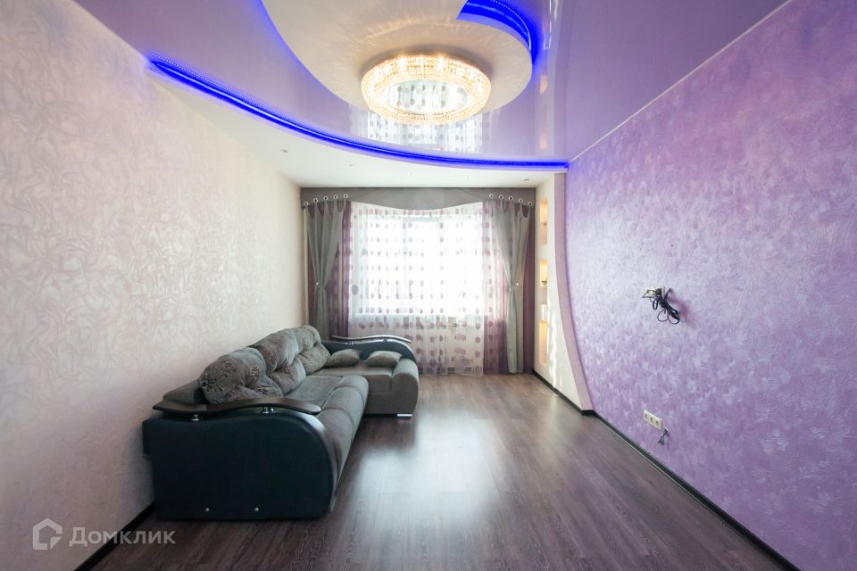Сдаётся 2-комнатная квартира, 65 м²