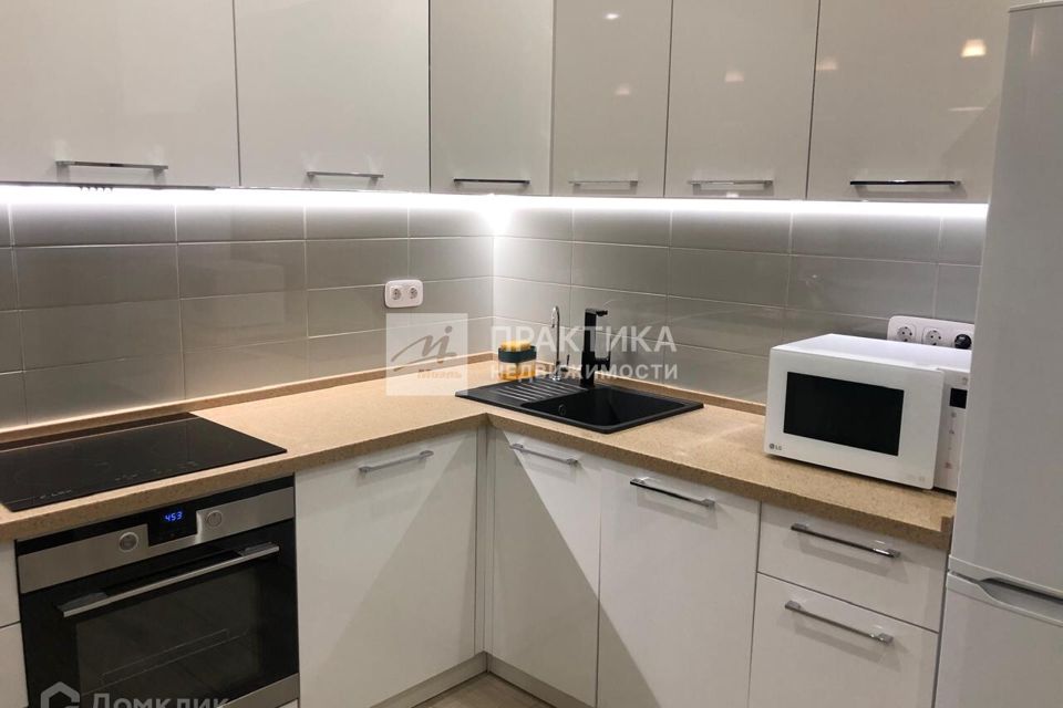 Продаётся 2-комнатная квартира, 52.5 м²