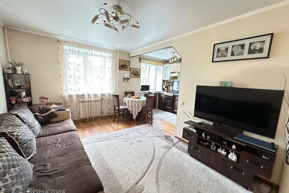 Продаётся 3-комнатная квартира, 55 м²