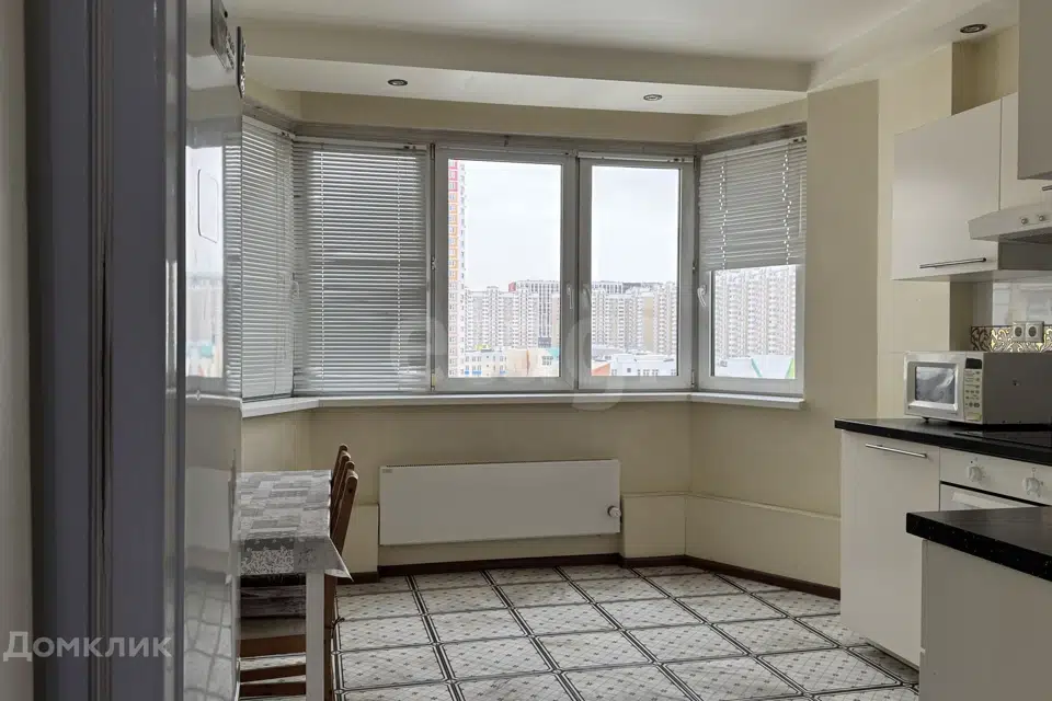 Продаётся 2-комнатная квартира, 60 м²