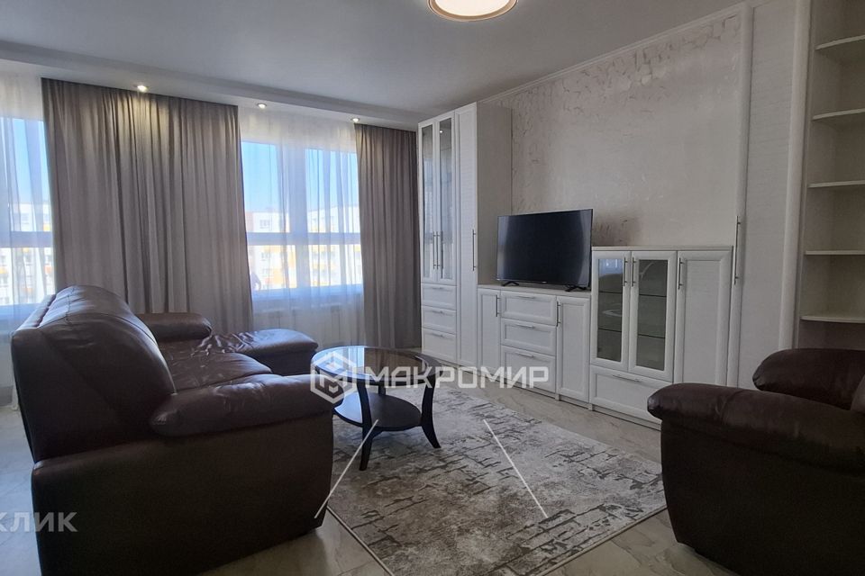 Сдаётся 2-комнатная квартира, 57 м²