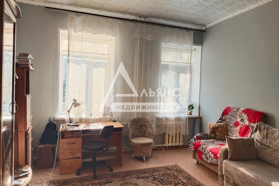 Продаётся 4-комнатная квартира, 82.6 м²