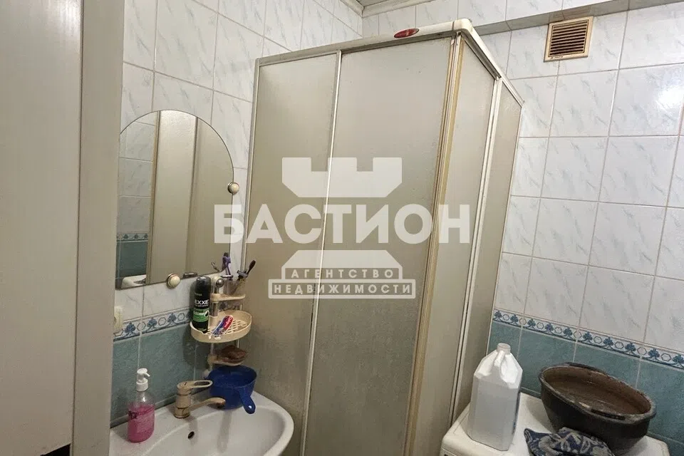 Продаётся 3-комнатная квартира, 58.6 м²