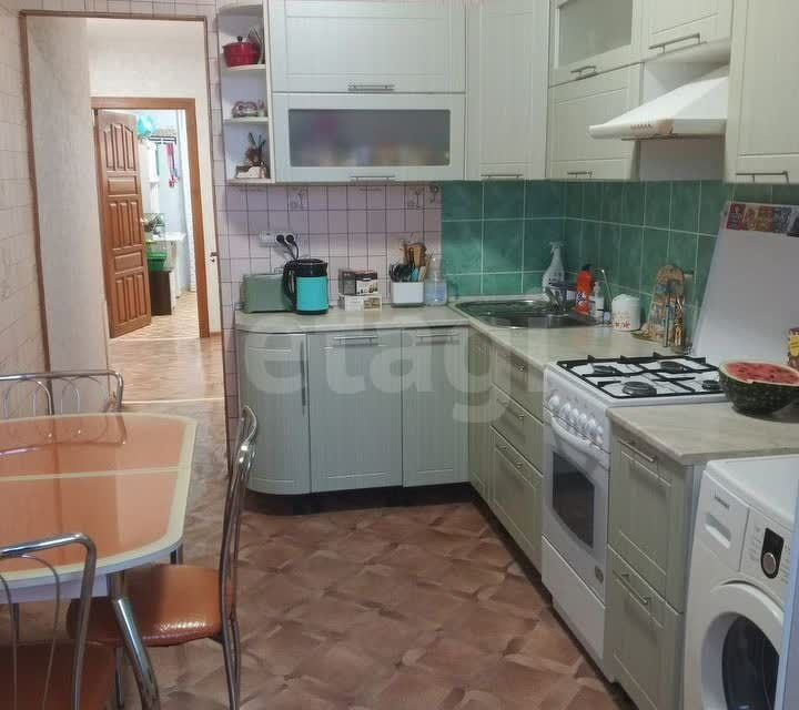 Продаётся 3-комнатная квартира, 66.3 м²