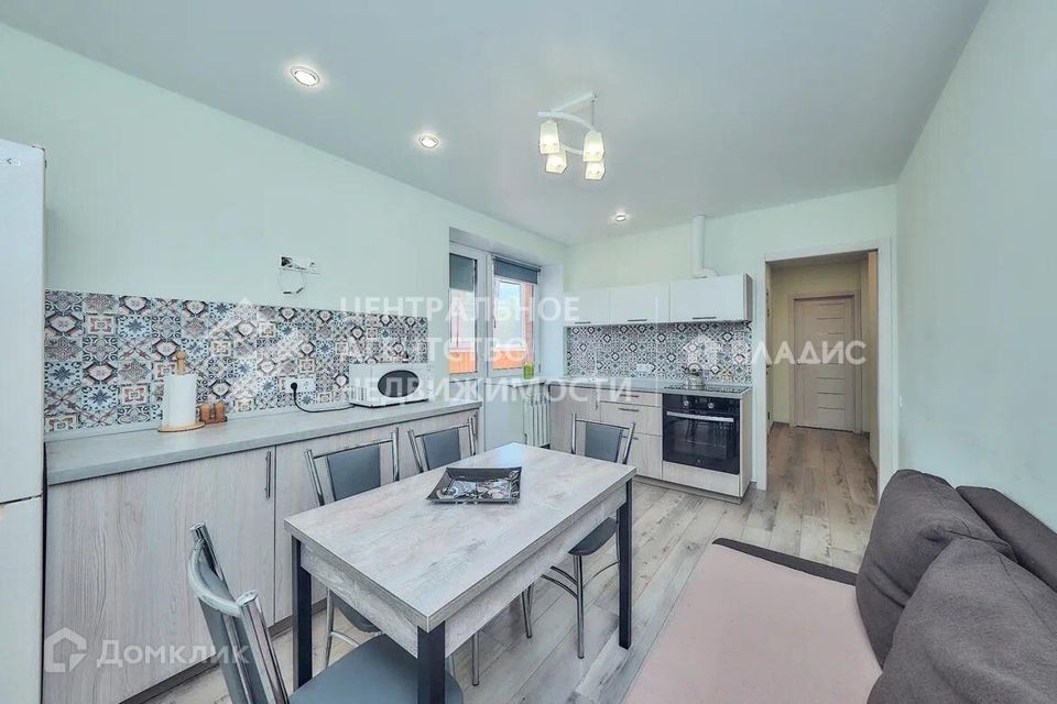 Продаётся 1-комнатная квартира, 41.1 м²