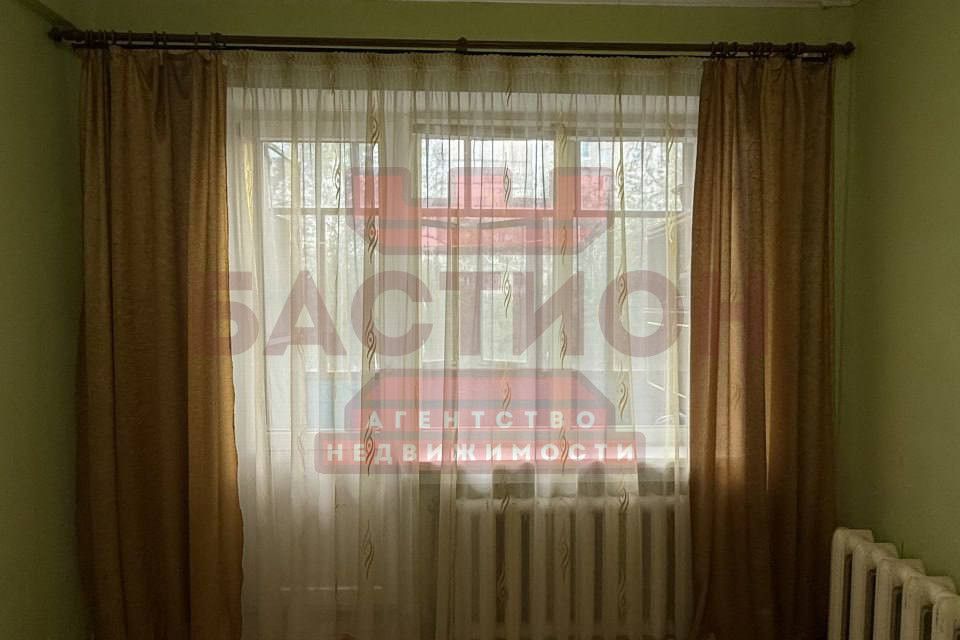 Продаётся 3-комнатная квартира, 65 м²