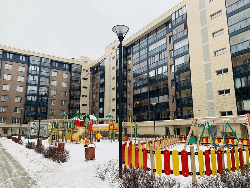 Продаётся 2-комнатная квартира, 76 м²