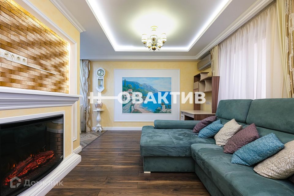 Продаётся 2-комнатная квартира, 60.8 м²