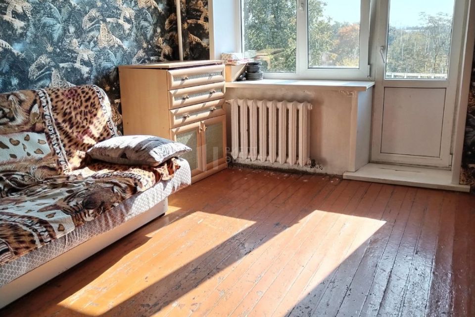 Продаётся 5-комнатная квартира, 106.5 м²