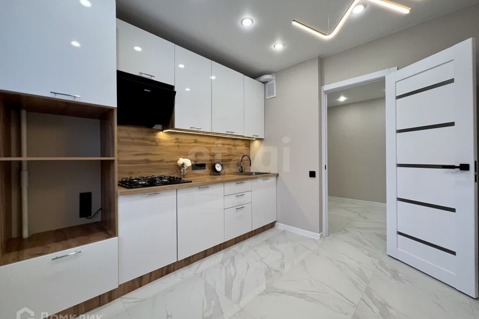 Продаётся 3-комнатная квартира, 71.3 м²