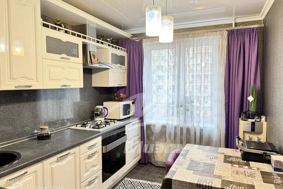 Продаётся 3-комнатная квартира, 62.1 м²
