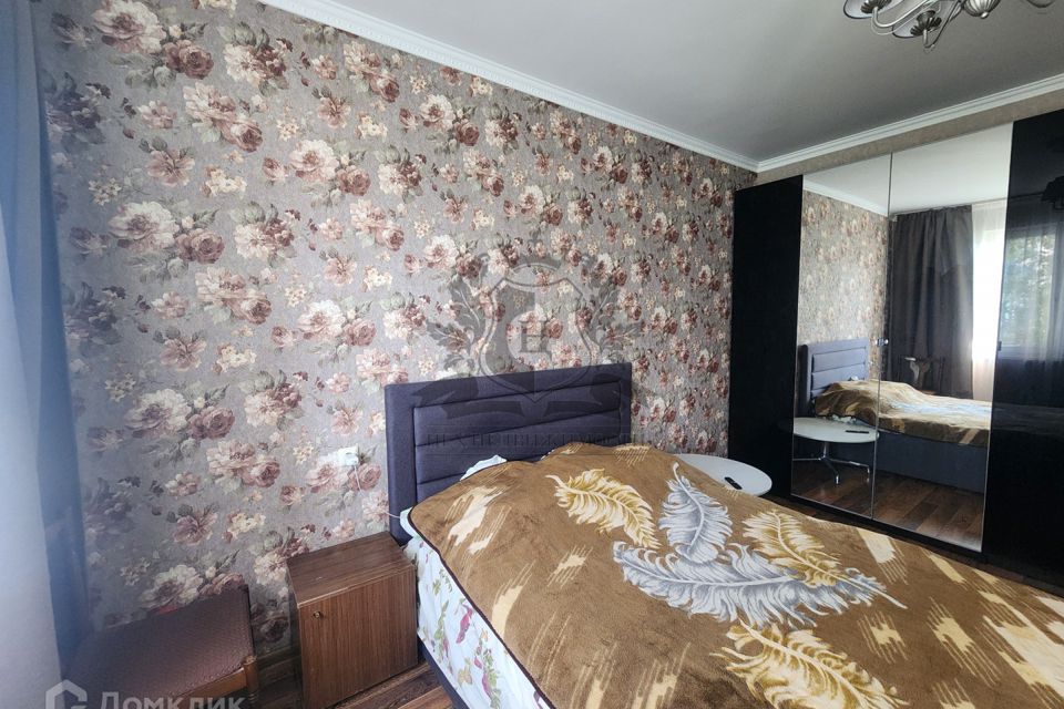 Сдаётся 2-комнатная квартира, 65 м²