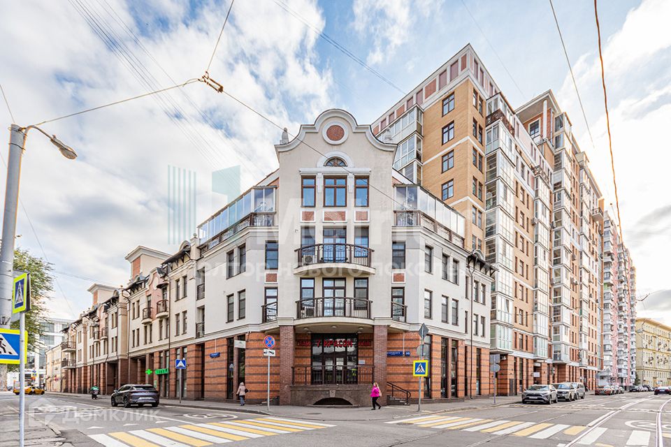 Продаётся 3-комнатная квартира, 119.4 м²