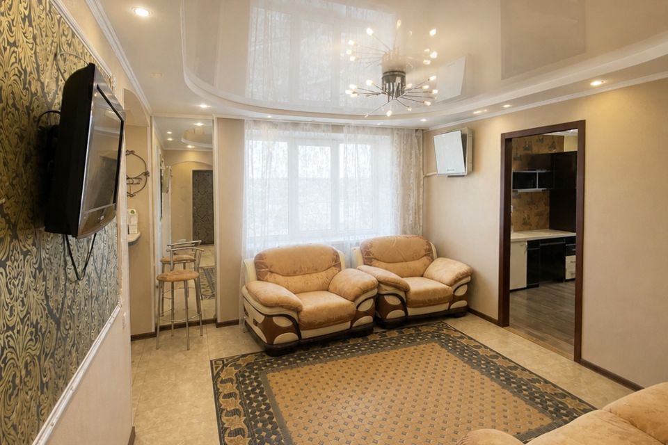 Продаётся 3-комнатная квартира, 60.5 м²
