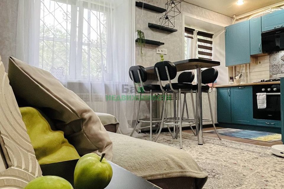 Продаётся 3-комнатная квартира, 53 м²