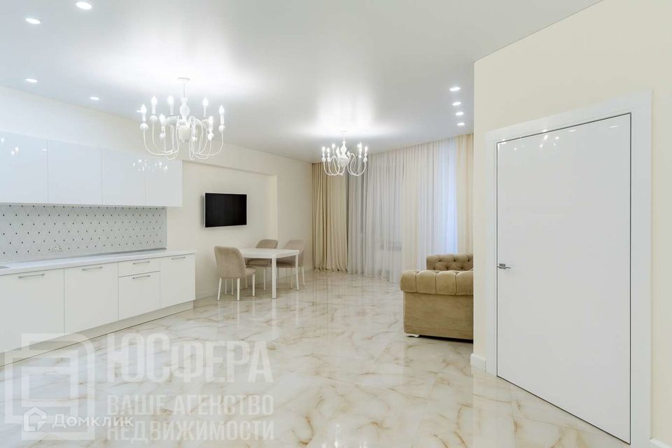 Продаётся 1-комнатная квартира, 54 м²