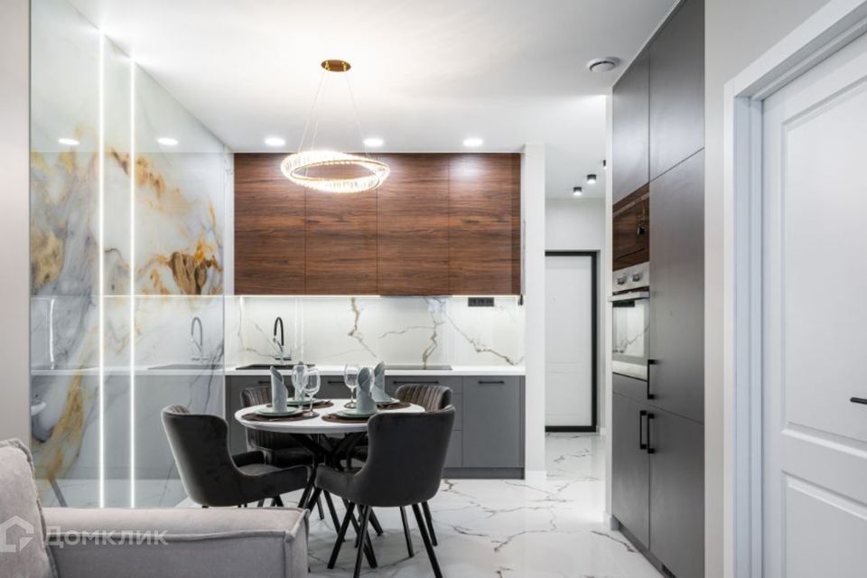 Продаётся 1-комнатная квартира, 43.6 м²