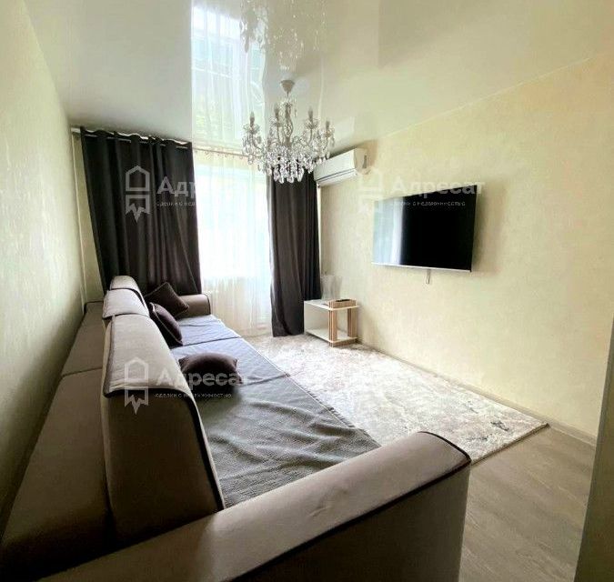 Продаётся 3-комнатная квартира, 57.9 м²