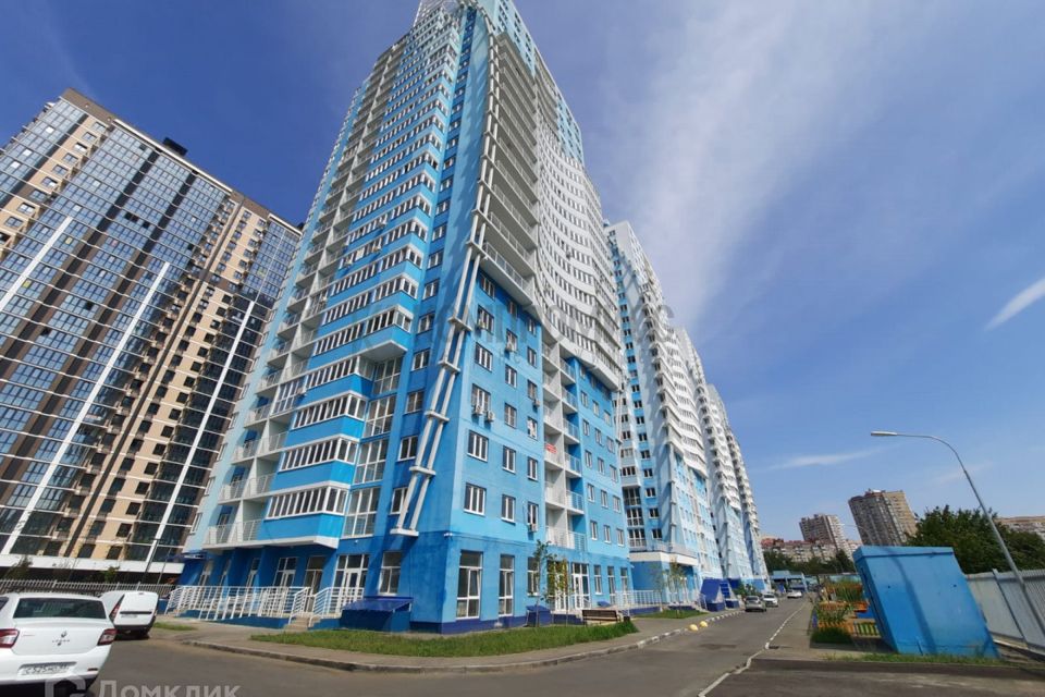 Продаётся 1-комнатная квартира, 41.6 м²