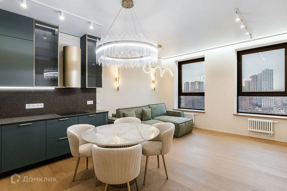 Продаётся 4-комнатная квартира, 89 м²