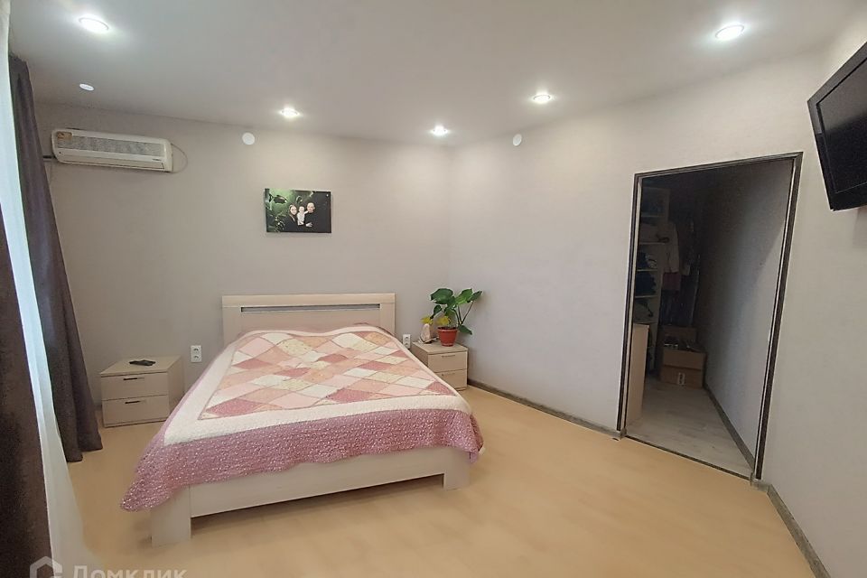 Продаётся 4-комнатная квартира, 84.1 м²