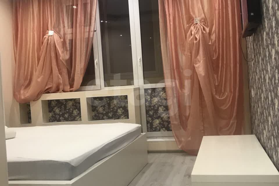 Продаётся 1-комнатная квартира, 38 м²