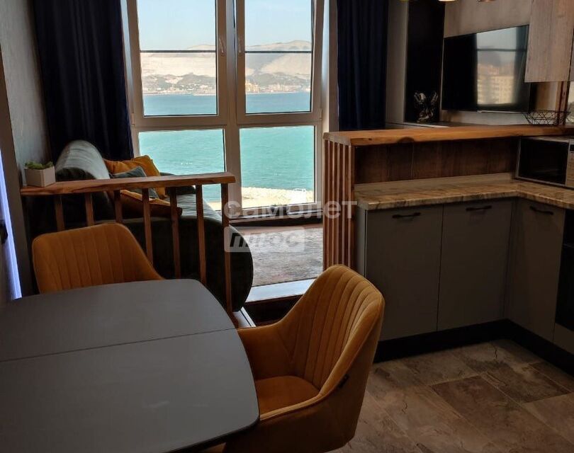 Продаётся 1-комнатная квартира, 49 м²