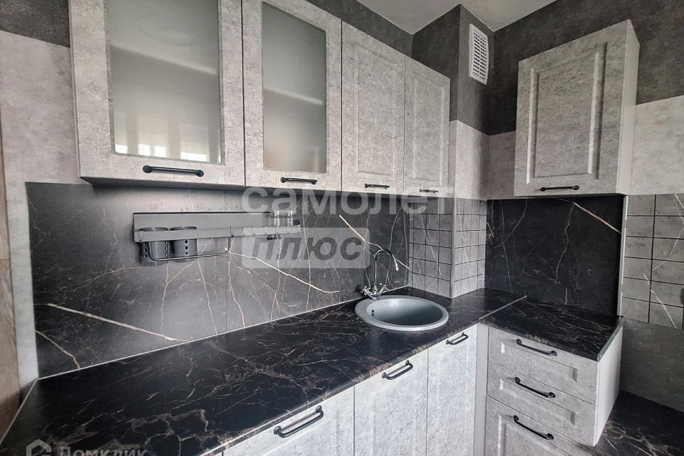 Сдаётся 1-комнатная квартира, 35 м²