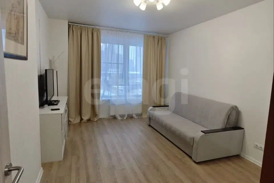 Продаётся 2-комнатная квартира, 56.8 м²