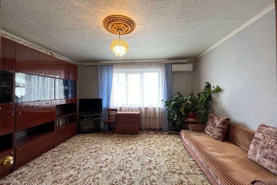 Продаётся 3-комнатная квартира, 65.5 м²