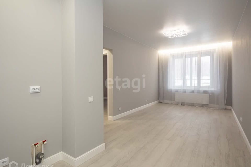 Продаётся 1-комнатная квартира, 40.3 м²