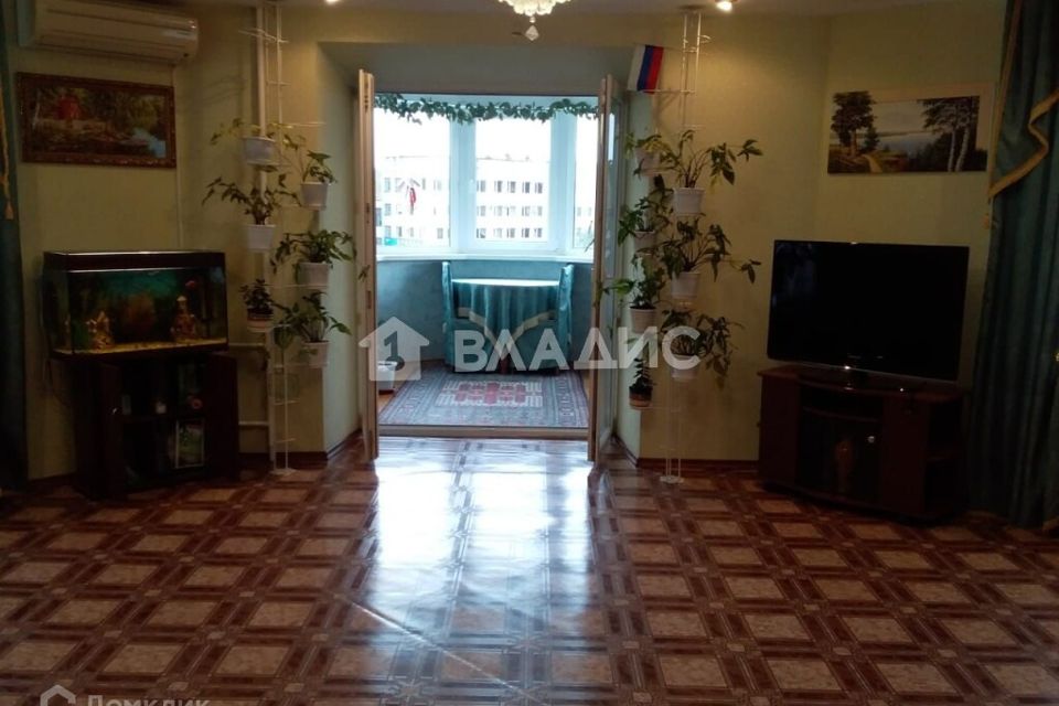 Продаётся 3-комнатная квартира, 117 м²