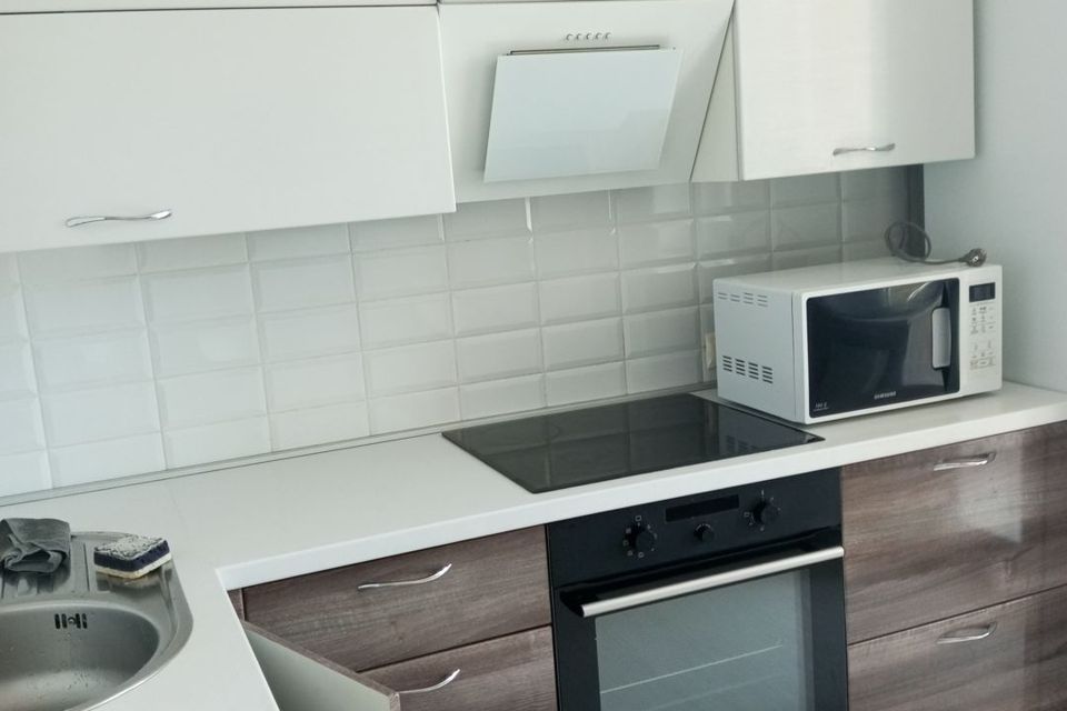 Сдаётся 2-комнатная квартира, 55.8 м²