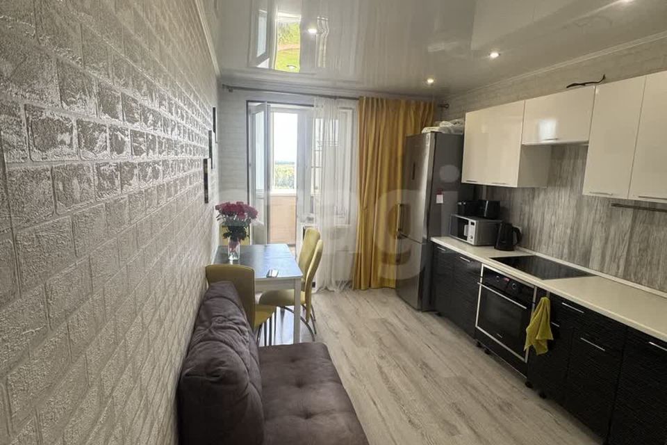 Продаётся 1-комнатная квартира, 42.6 м²