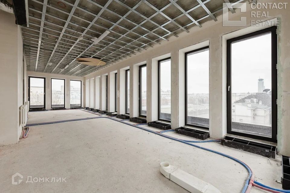 Продаётся студия, 262 м²