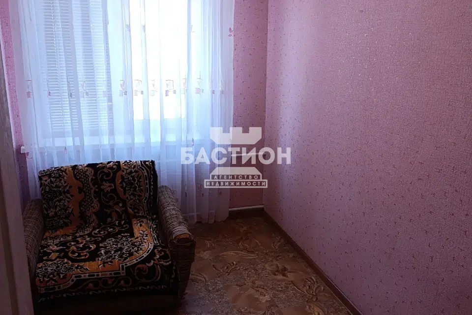 Продаётся 3-комнатная квартира, 42 м²