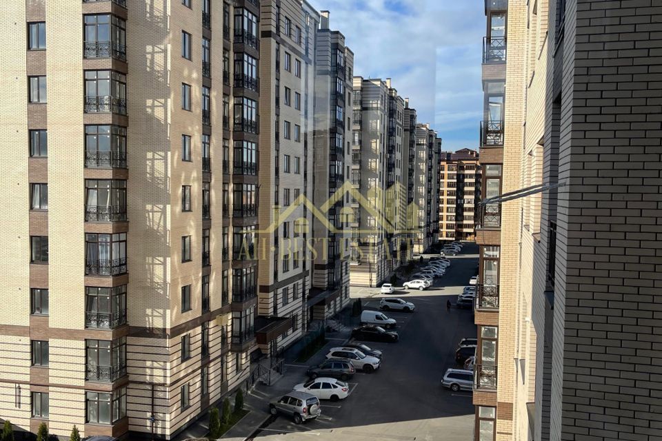 Продаётся 1-комнатная квартира, 49 м²