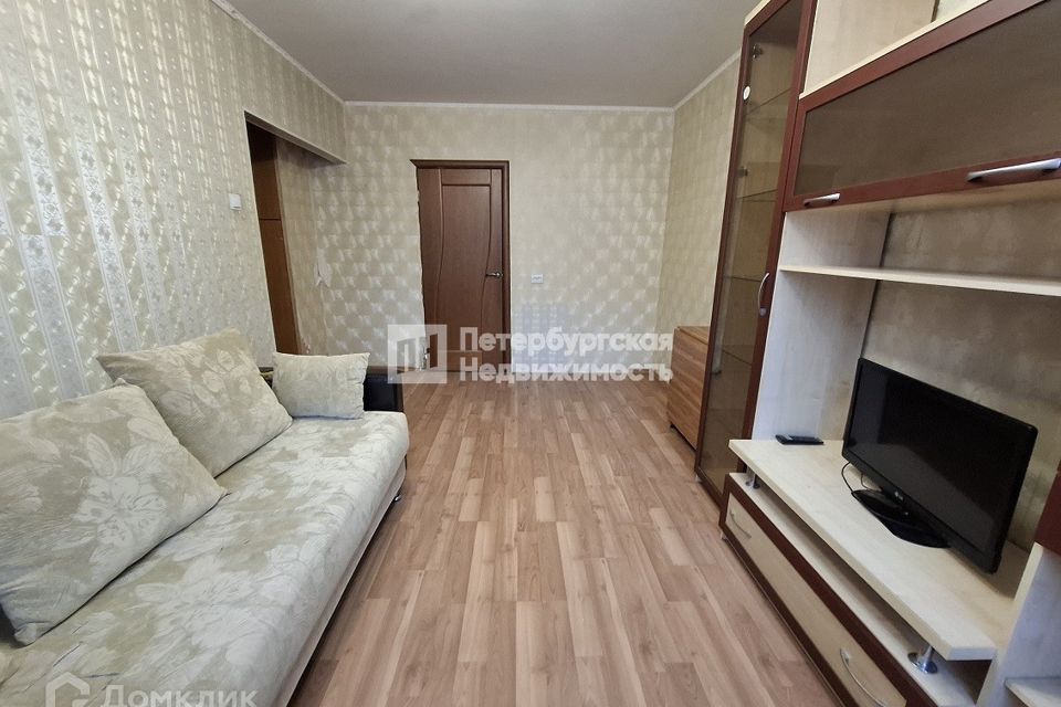 Продаётся 4-комнатная квартира, 74.1 м²