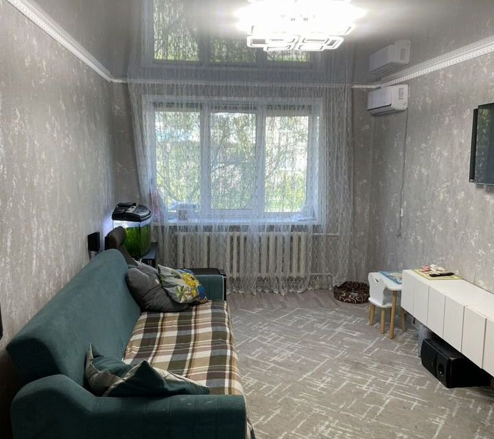 Продаётся 3-комнатная квартира, 57.6 м²