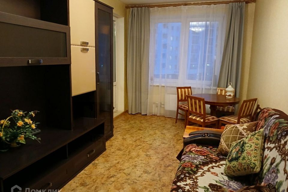 Сдаётся 1-комнатная квартира, 40 м²