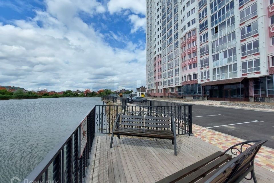 Продаётся 1-комнатная квартира, 54.3 м²