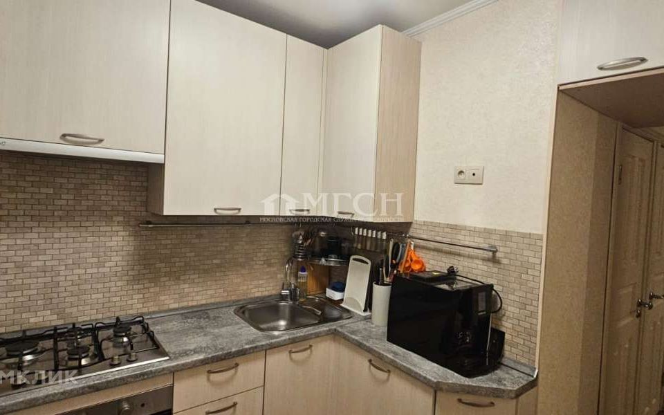 Продаётся 2-комнатная квартира, 40.6 м²