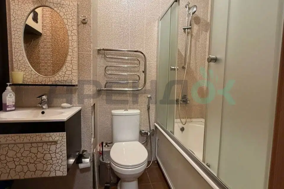 Сдаётся 2-комнатная квартира, 70 м²