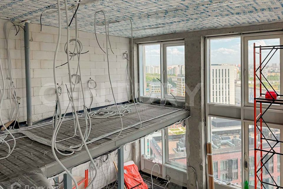 Продаётся 4-комнатная квартира, 173.5 м²