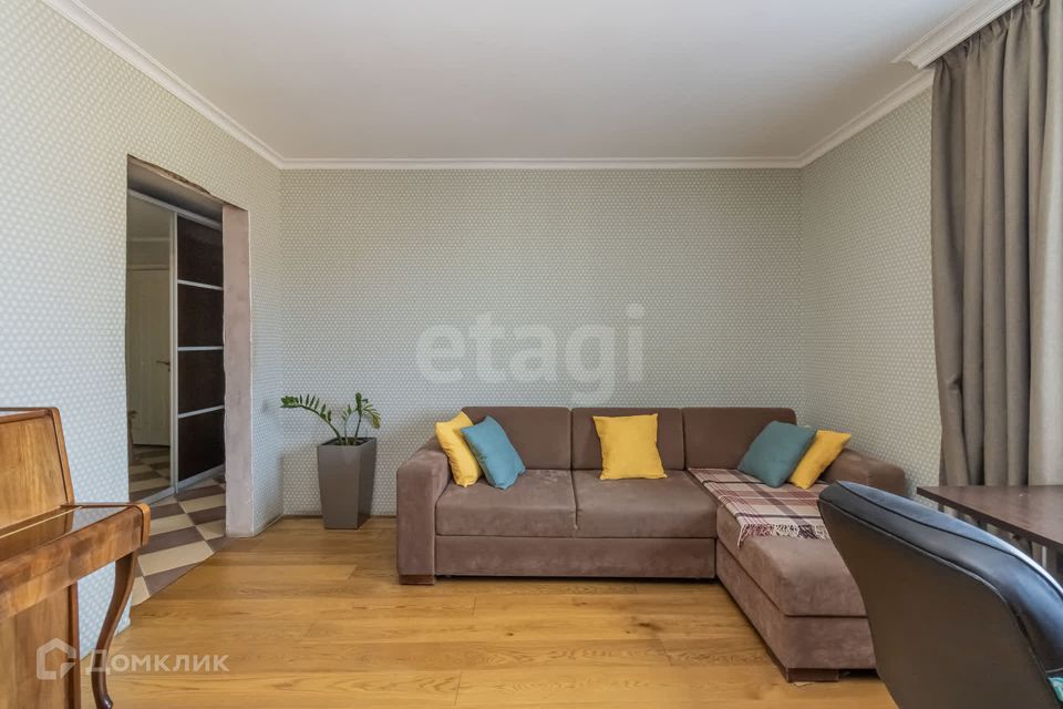 Продаётся 2-комнатная квартира, 61.4 м²